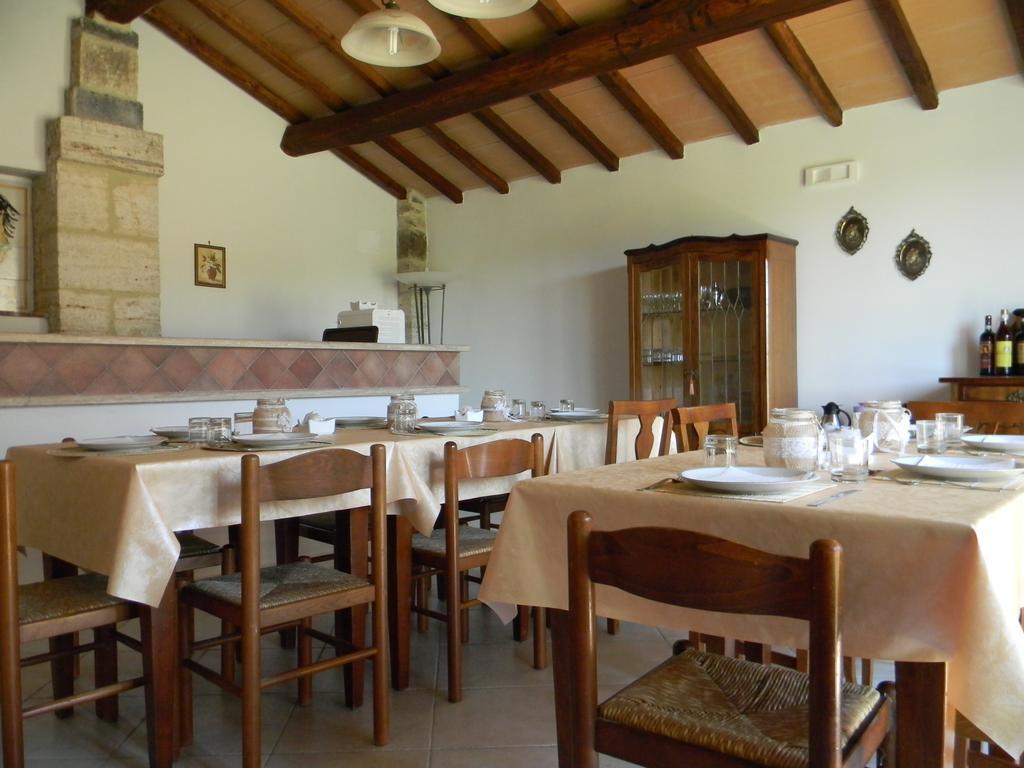 Agriturismo Podere La Selva Villa Serre Di Rapolano ภายนอก รูปภาพ